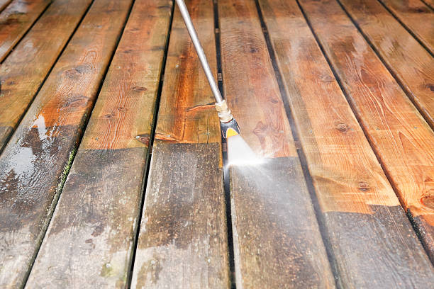 Best Roof Washing  in Apple Creek, OH